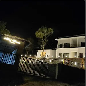 Mist Woods Resort